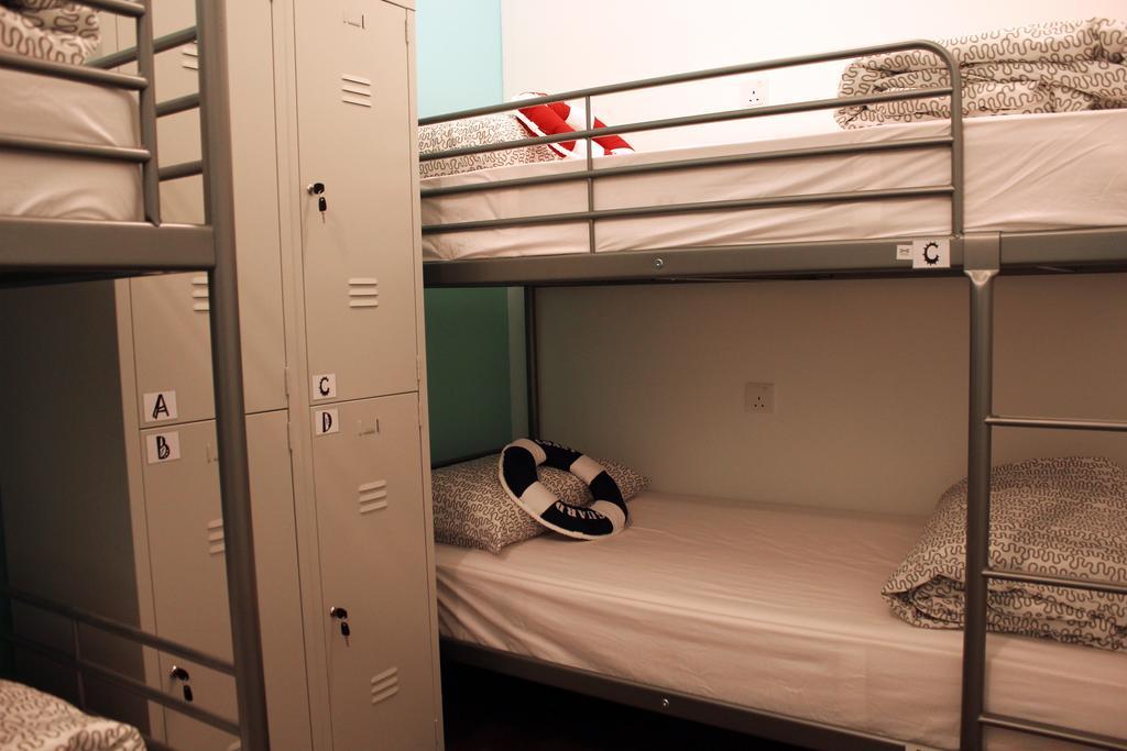 Roof Talk Theme Hostel Johor Bahru Rom bilde
