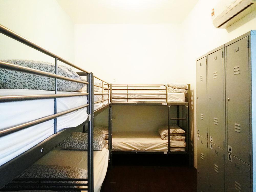 Roof Talk Theme Hostel Johor Bahru Eksteriør bilde