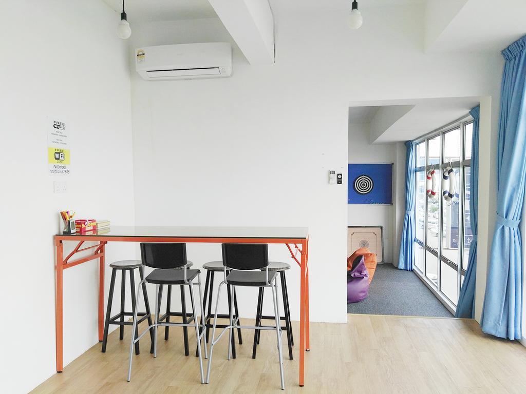 Roof Talk Theme Hostel Johor Bahru Eksteriør bilde