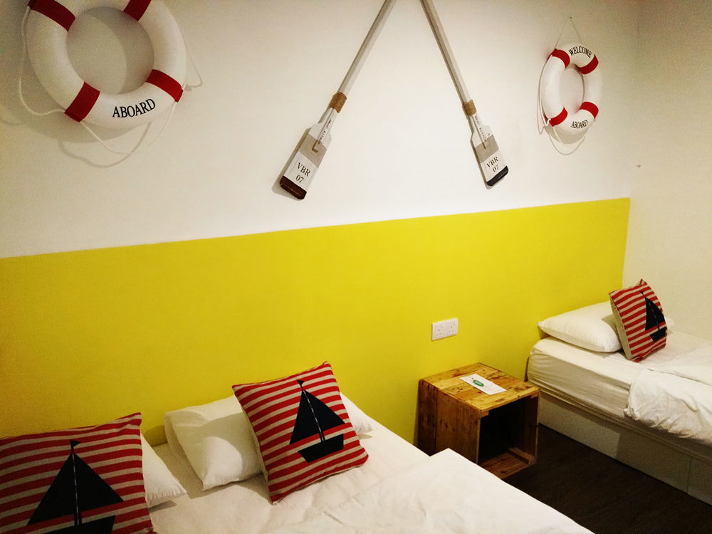 Roof Talk Theme Hostel Johor Bahru Eksteriør bilde